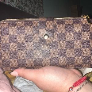 Checkered wallet